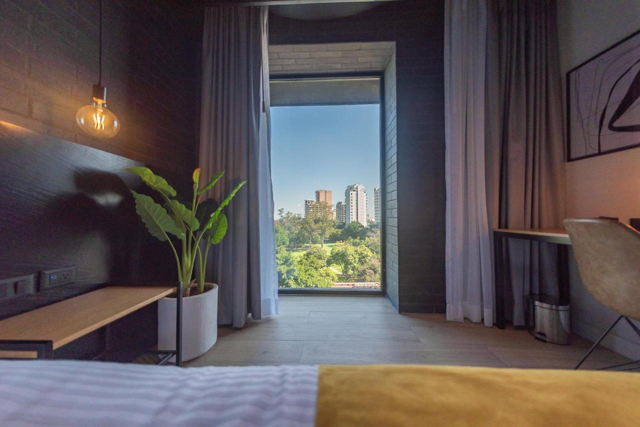 Fulton Business Luxury Hotel Гвадалахара Экстерьер фото