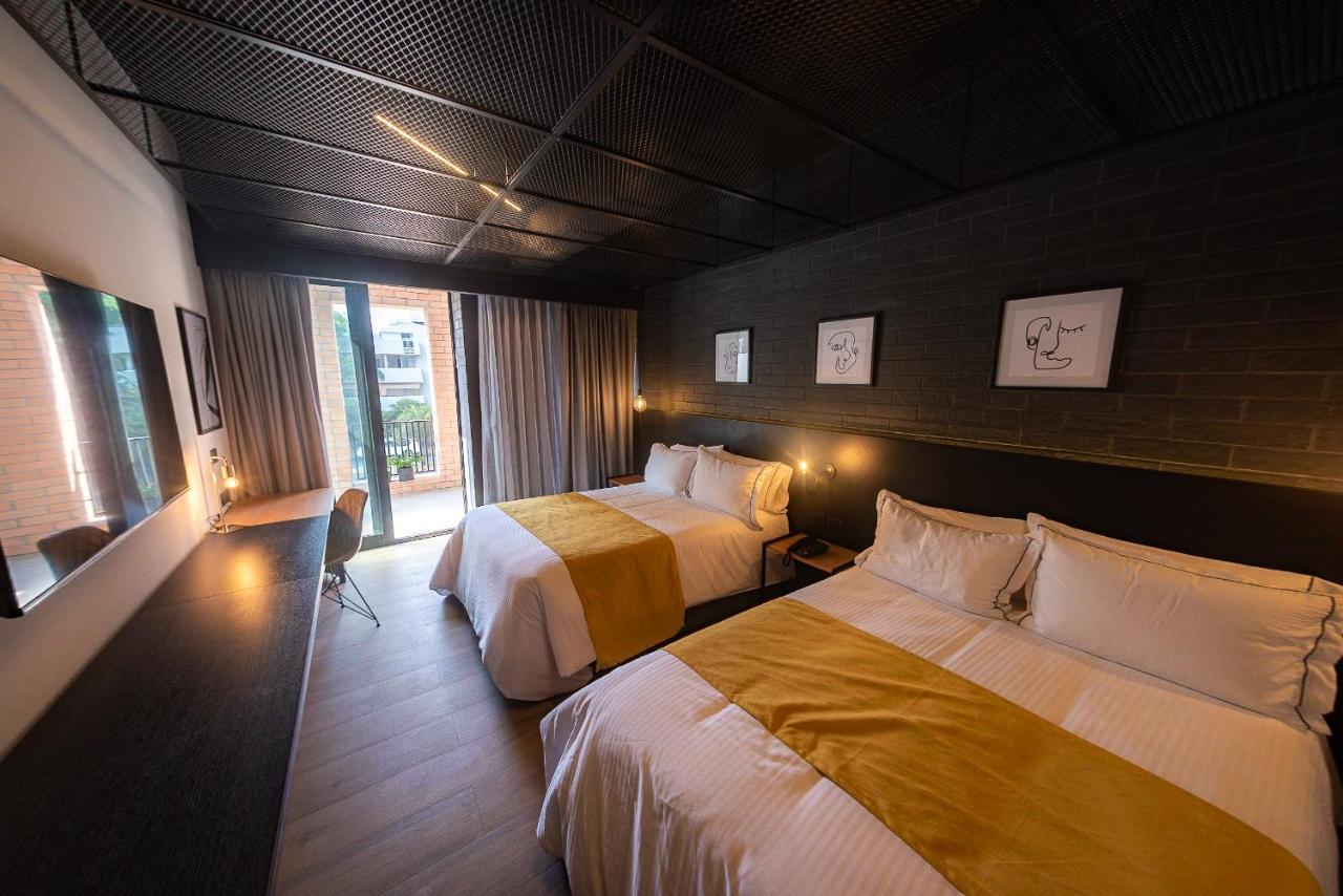 Fulton Business Luxury Hotel Гвадалахара Экстерьер фото