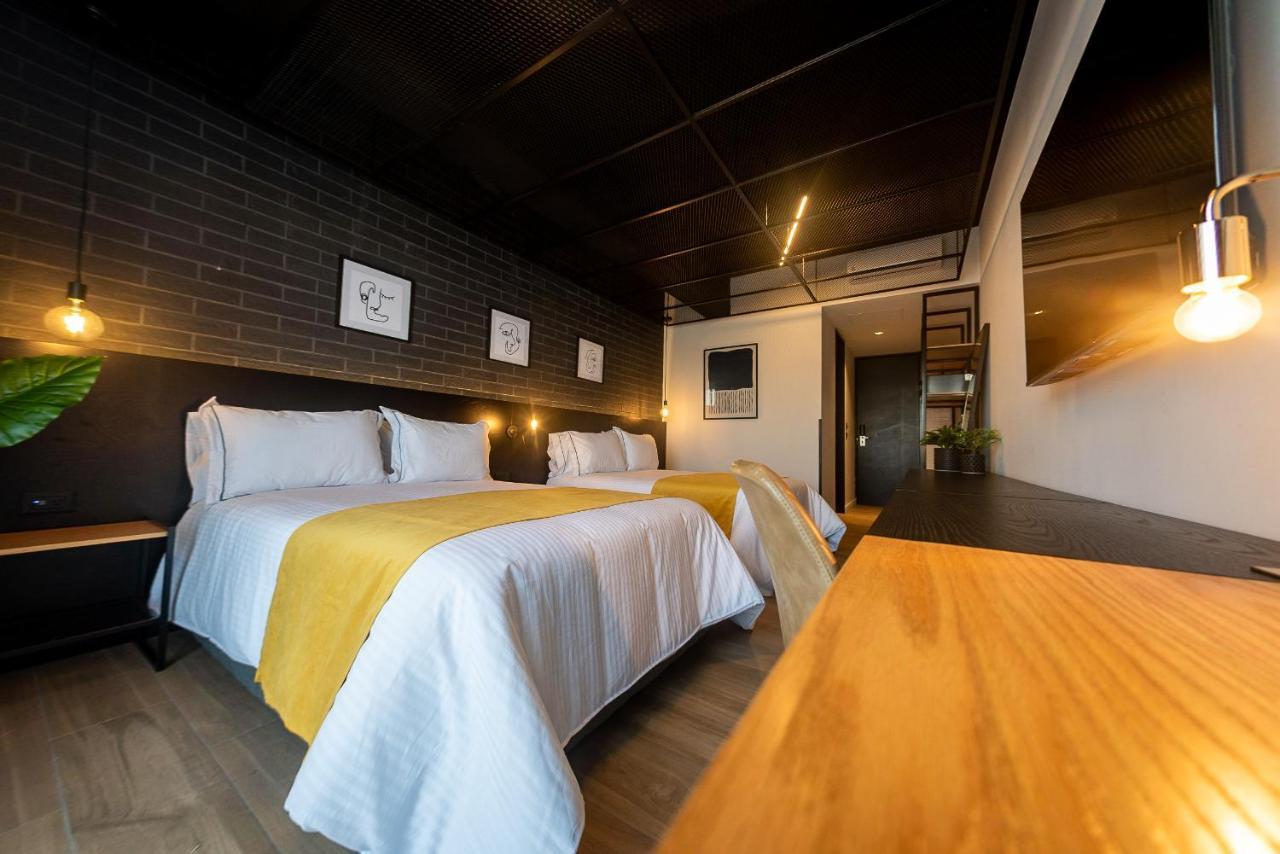 Fulton Business Luxury Hotel Гвадалахара Экстерьер фото