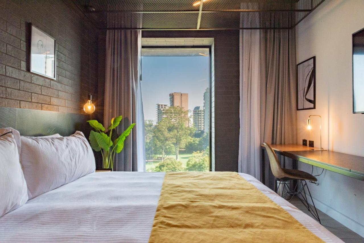Fulton Business Luxury Hotel Гвадалахара Экстерьер фото