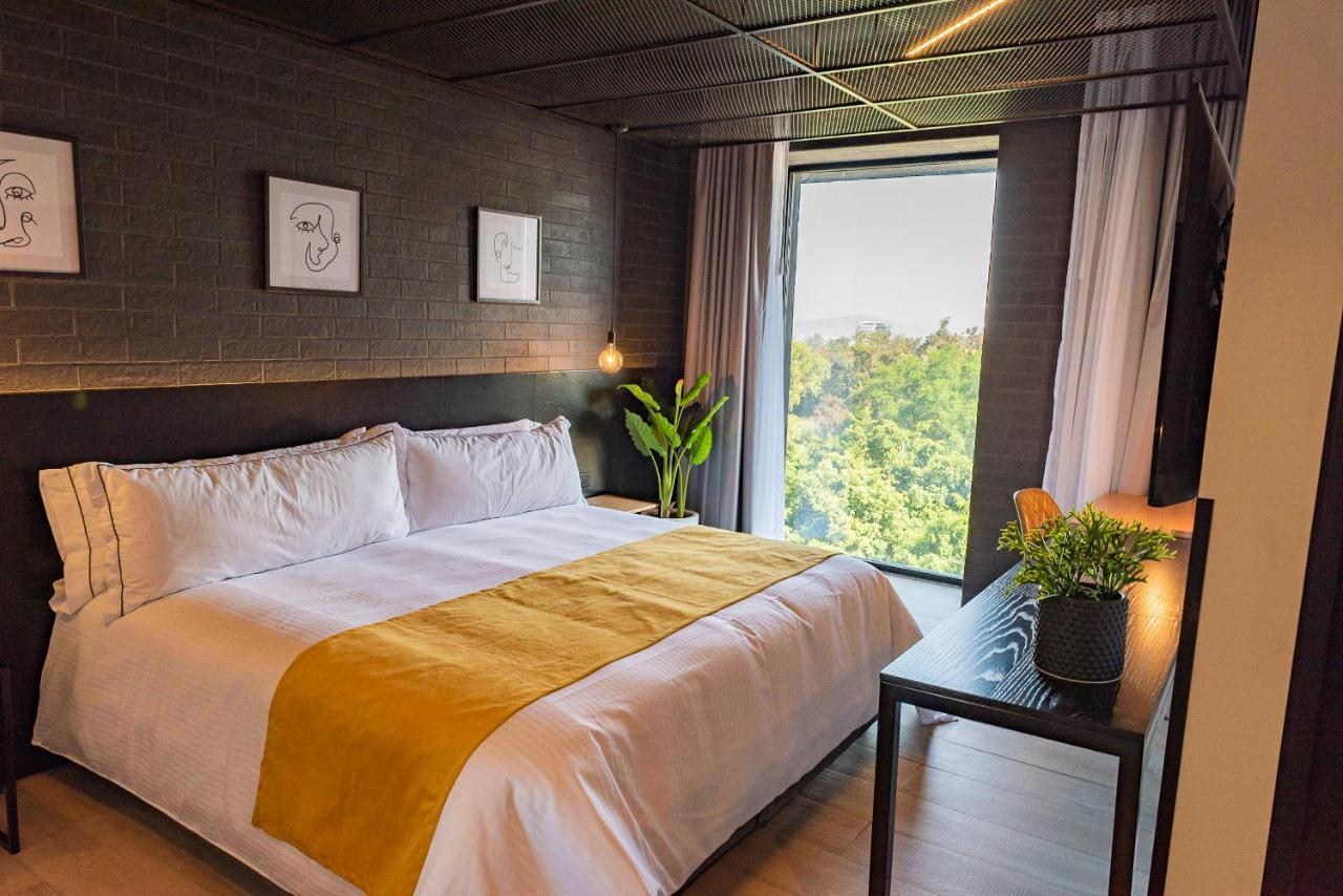 Fulton Business Luxury Hotel Гвадалахара Экстерьер фото