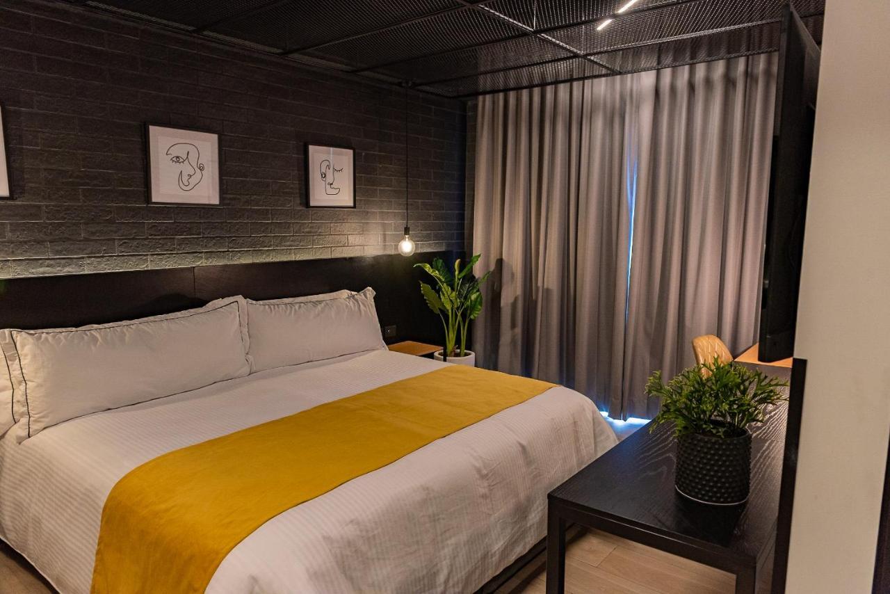 Fulton Business Luxury Hotel Гвадалахара Экстерьер фото