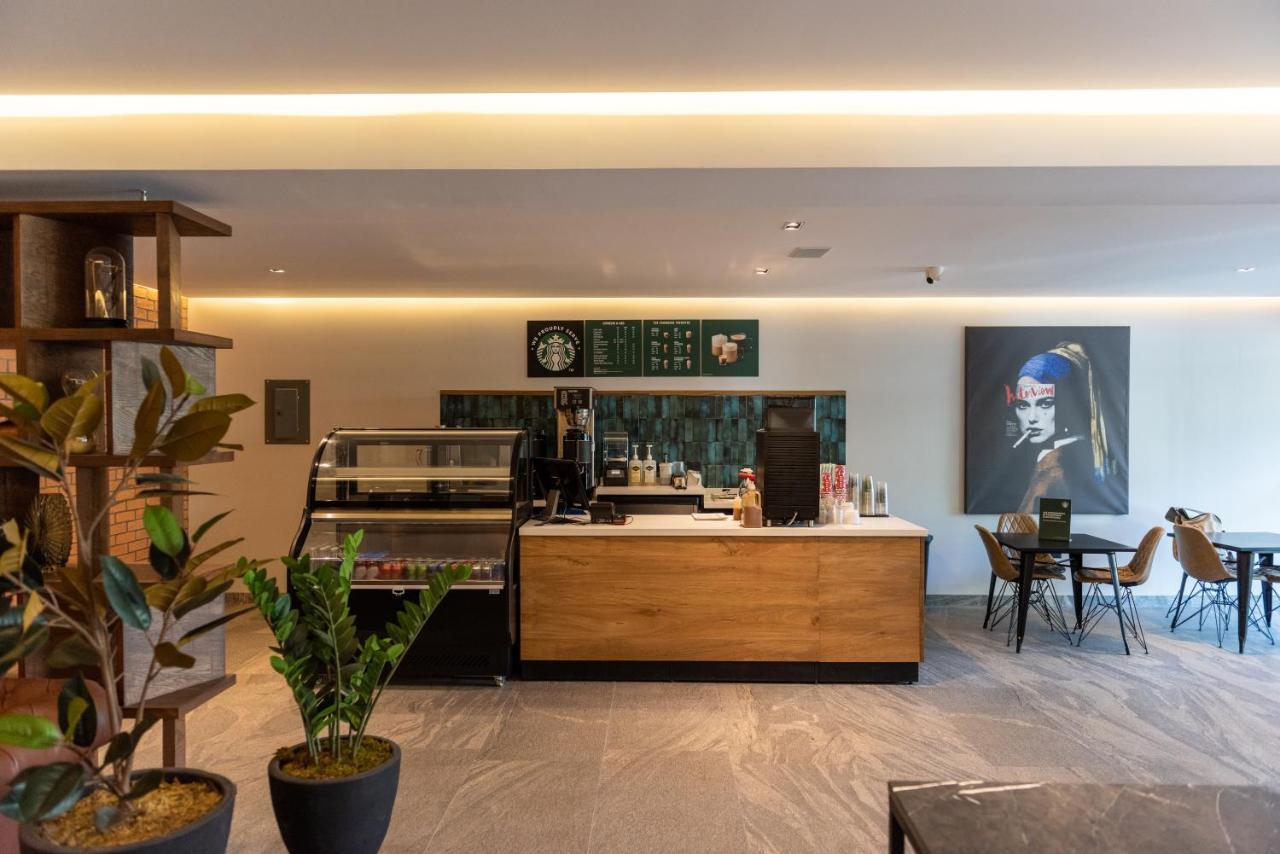 Fulton Business Luxury Hotel Гвадалахара Экстерьер фото